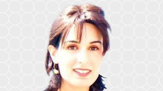 Miss Pari Naz Mohanna, Plastic Surgeon